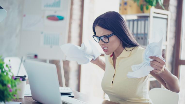  Смехотворни легенди за менструацията през вековете 