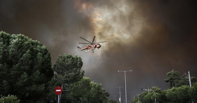 Свят Екстремно време в Гърция днес и утре Очакват се