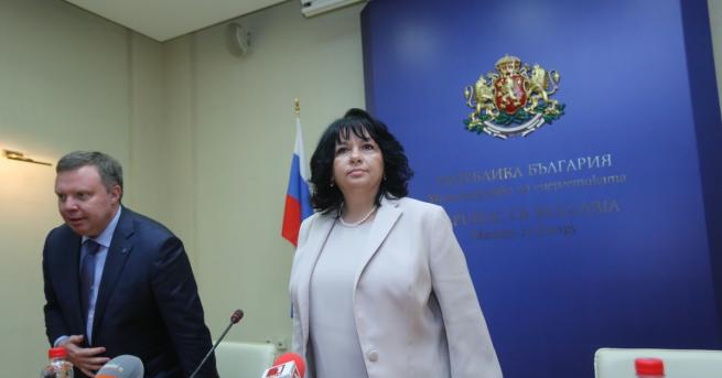 Министърът на енергетиката Теменужка Петкова заяви на пресконференция че удължаването