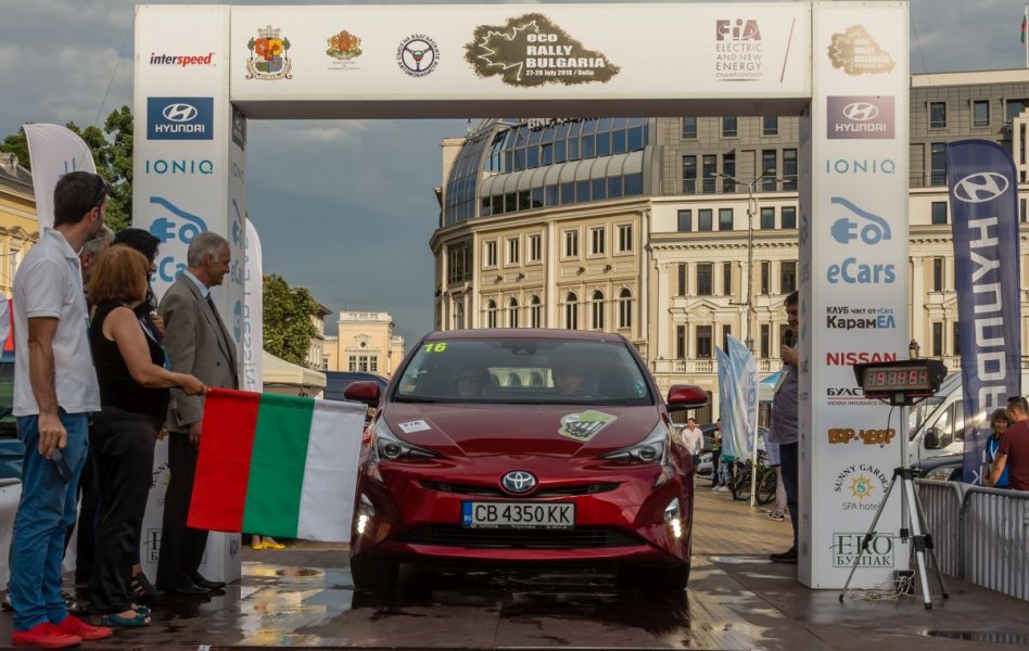 Рекордни 17 електромобила на старта на Еко Рали България 20181