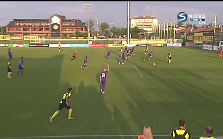 Стивън Петков откри головата сметка на третия кръг