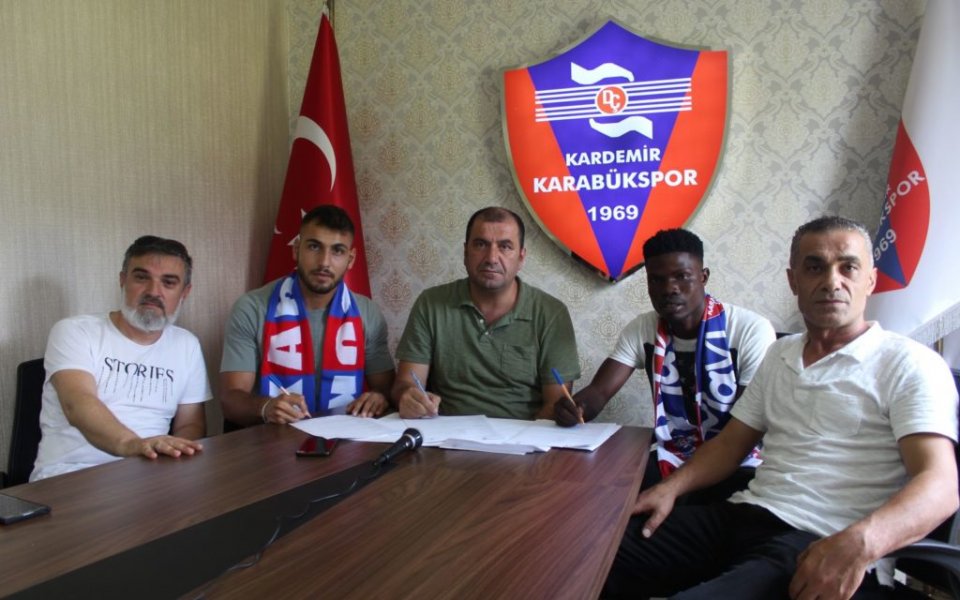 Бивш играч на Левски ще снове по турските терени