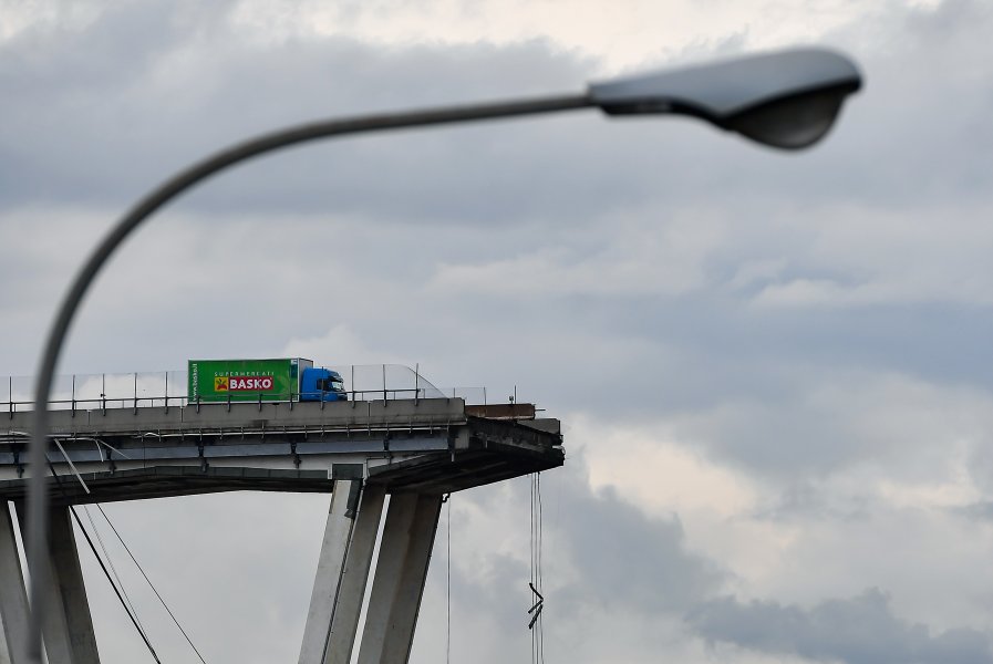 Вратар преживя апокалипсиса на моста в Генуа1