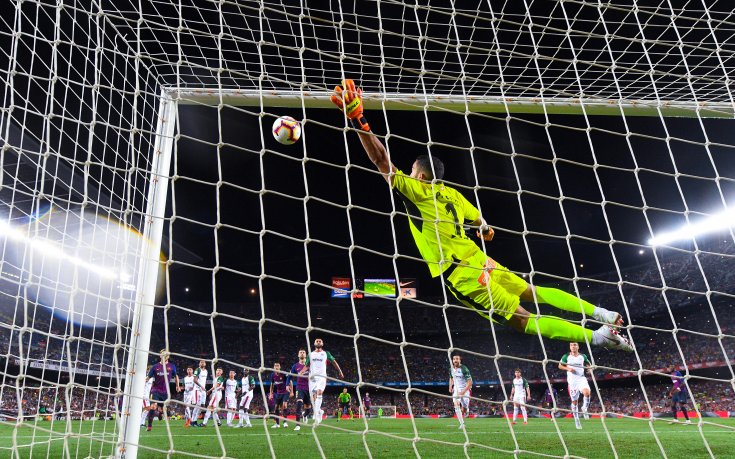 Испанските футболисти заплашиха с ефективна стачка