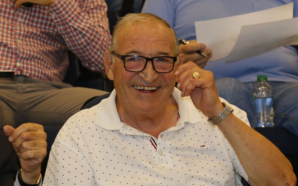 Почетният президент на ЦСКА Димитър Пенев даде интервю за "Тема