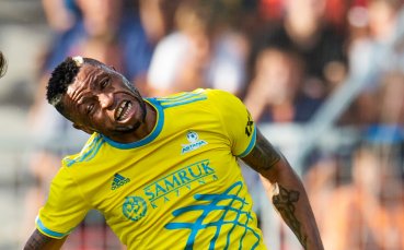 В мач с 6 изпуснати дузпи Астана елиминира АПОЕЛ на Миланов