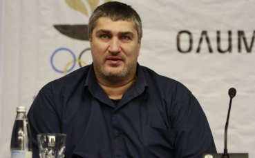 Кой и защо иска да изхвърли Любомир Ганев от управителния