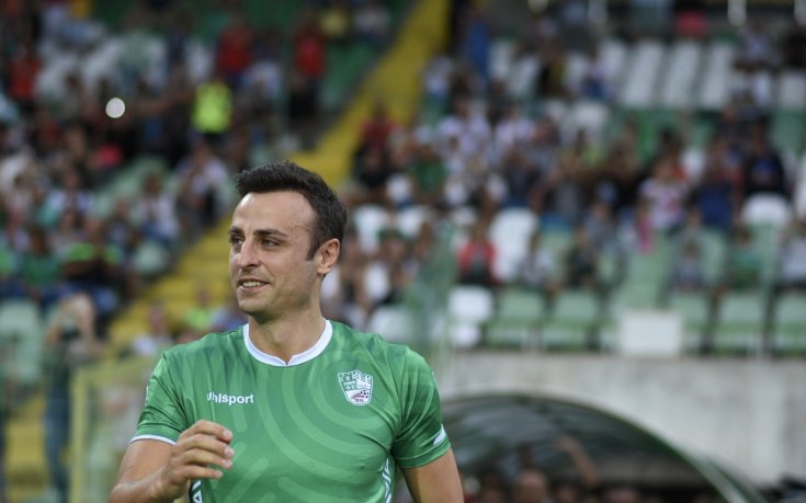 Берое замина за Турция с 23 играчи и Бербатов