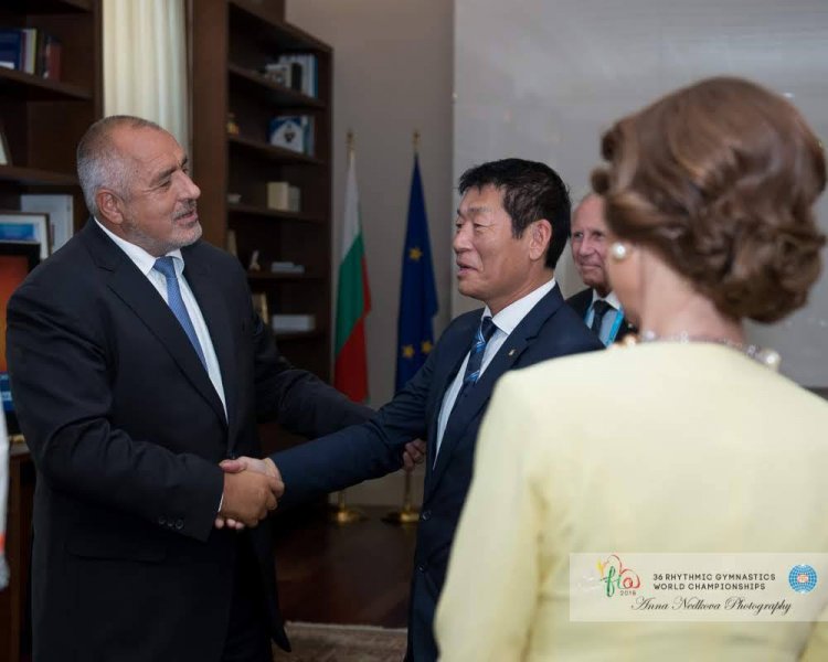 Премиерът Бойко Борисов се срещна с председателя на международната федерация1