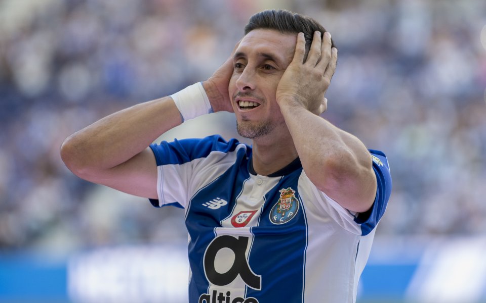 Мексиканският полузащитник Ектор Ерера официално стана футболист на Атлетико Мадрид