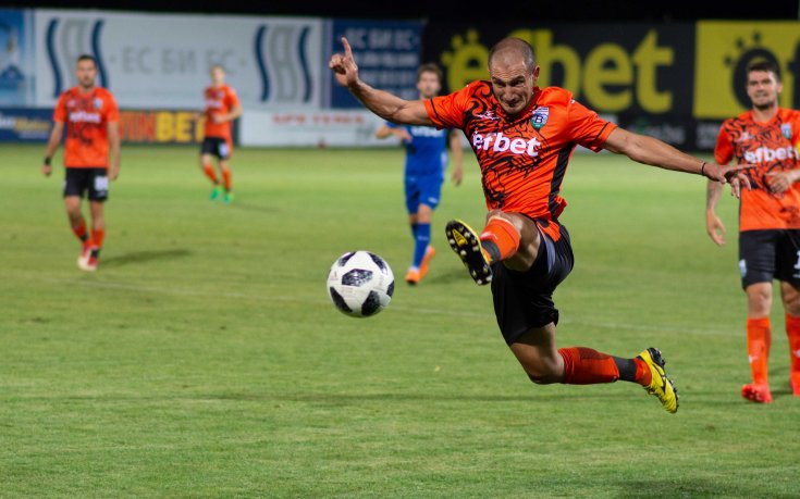 Последните двама нови при Витоша - в групата за мача