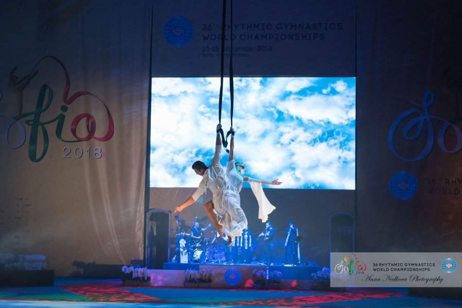 Уникален спектакъл закри Световното по художествена гимнастика1