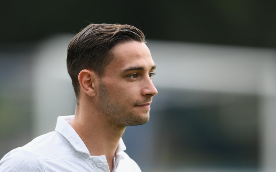 Футболистът на Ювентус Матиа де Шилио е бил предложен на