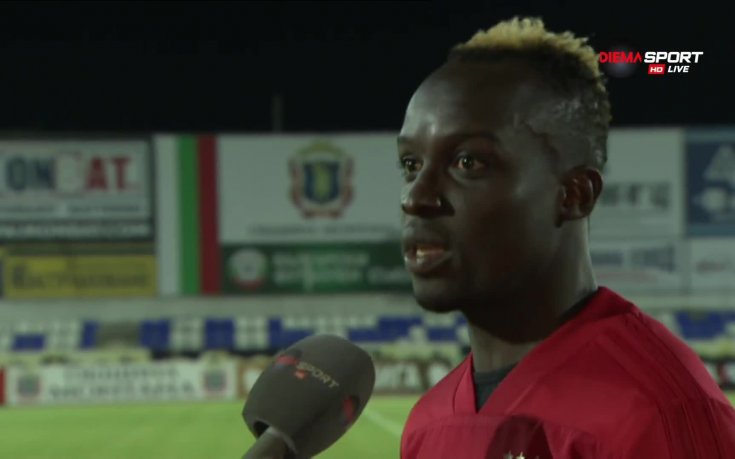 Новият голмайстор на ЦСКА грабна шампанското на GONG.BG