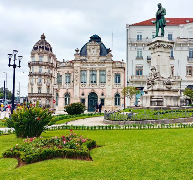 Снимките говорят сами по себе си. Фактите също. В последно време Португалия е една от най-посещаваните дестинации. По данни на Ройтерс през 2017 г. страната е отчела бум на чужестранните туристи. През същата година става водеща дестинация на наградите World Travel Awards.