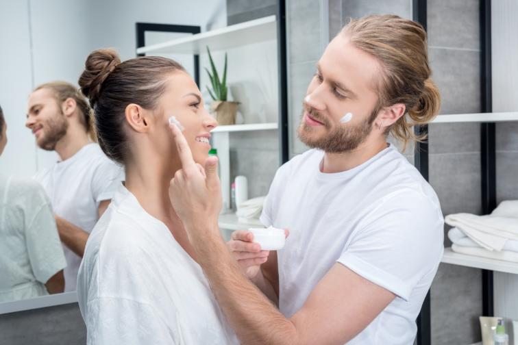 мъже баня грижа за лицето лице кожа бръснене брада