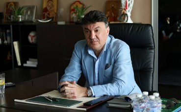 Подалият оставка Борислав Михайлов сподели че нововъведението за вратари извън