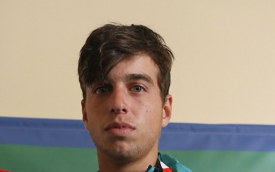 Адриан Андреев е четвъртфиналист на Ориндж Боул