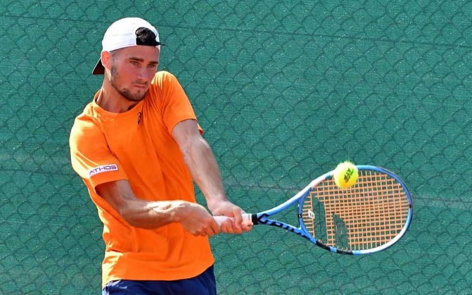 Българинът Габриел Донев стартира с победа на турнира по тенис