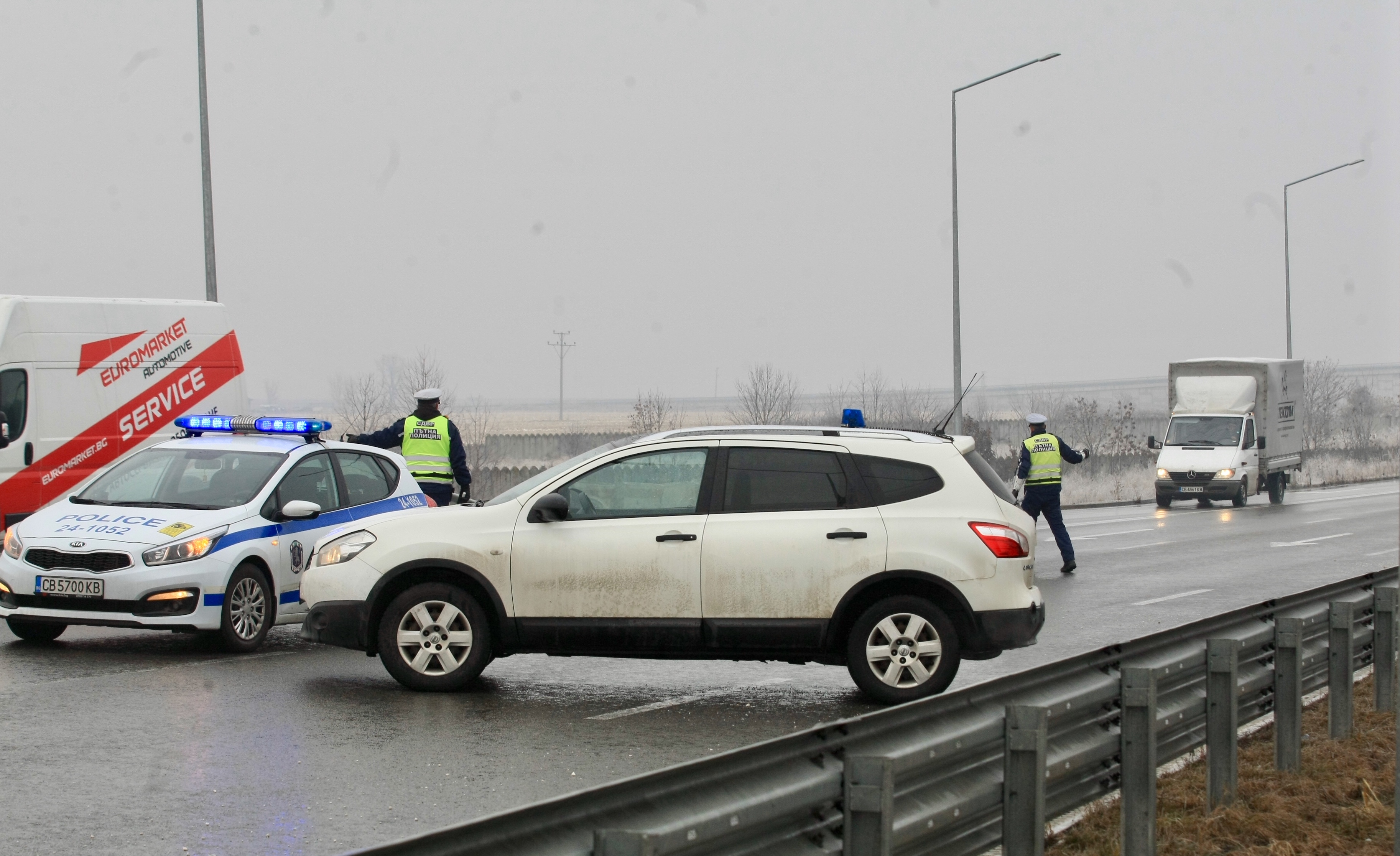 21 автомобила се ударили на Околовръстния път, над пътния възел с бул. "Ломско шосе"