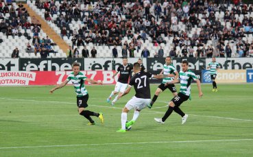 Локомотив Пловдив приема Черно море във втори мач от междинния