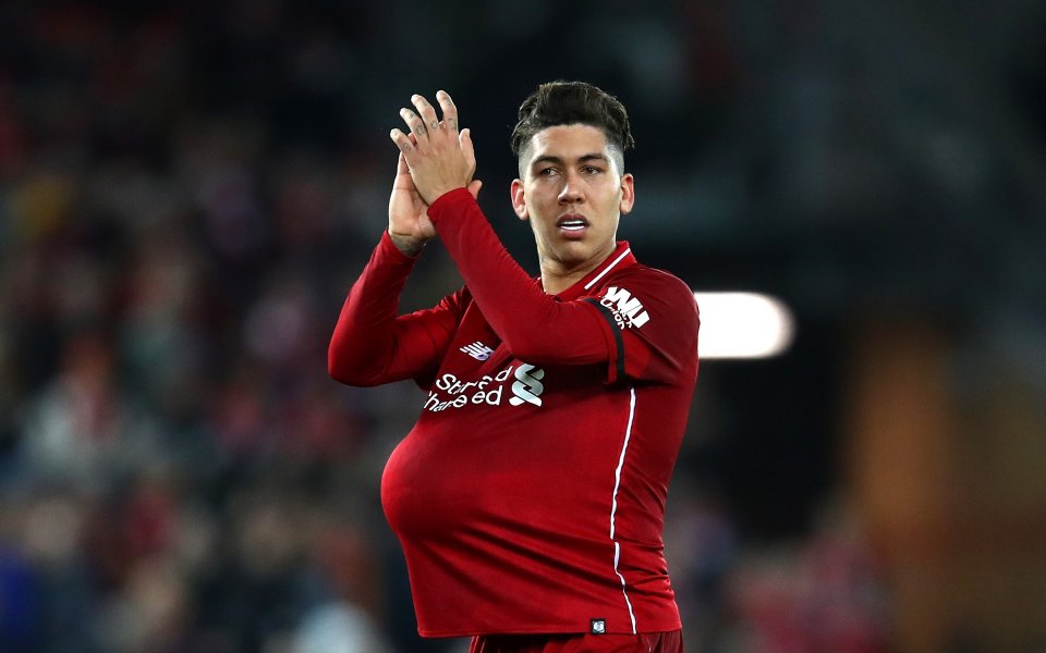 Нападателят на Ливърпул Роберто Фирмино тренира наравно с останалите си