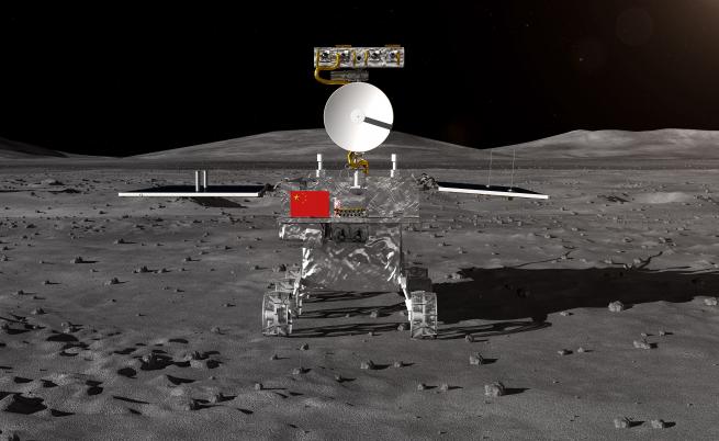 Китайски космически апарат кацна на далечната страна на Луната