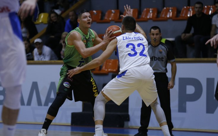 Дербито Берое-Левски Лукойл минава при засилени мерки за сигурност