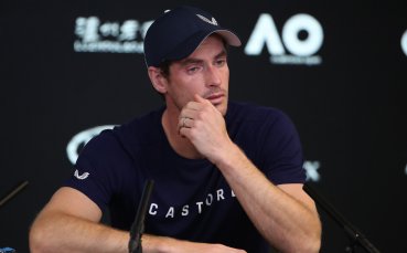 С преливащи от мъка очи Мъри обяви плана за оттегляне