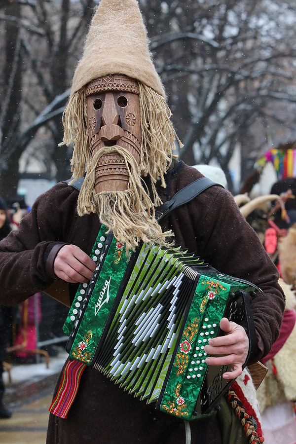 Сурва в Перник 2019