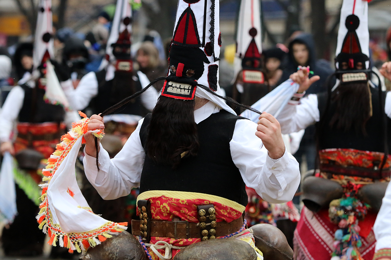 "Сурва" в Перник