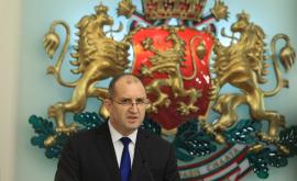  <p>Румен Радев отбрани "дивото къмпингуване" с вето</p> 