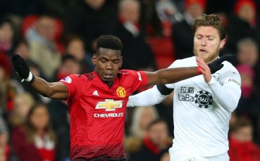 Бърнли спря победната серия на Юнайтед в луд мач на 