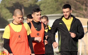 Ботев Пд с ден почивка след завръщането у дома