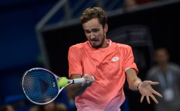 Френският диамант се разби в руската стена: Медведев на финал на Sofia Open!
