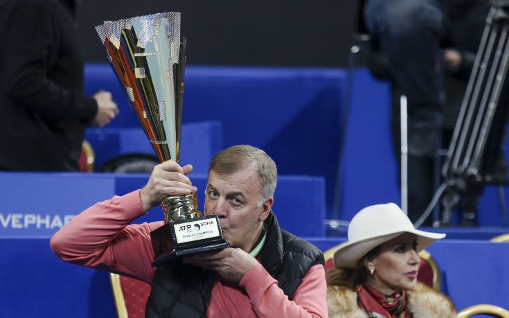 Наско Сираков и Илиана Раева приковаха вниманието в 