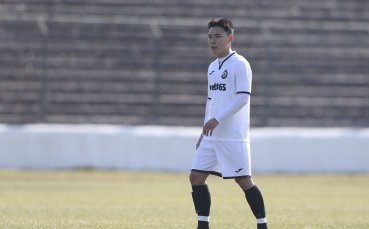 21 годишният кореец Хоя Ким пристигна в Спартак Варна Той ще играе за отбора