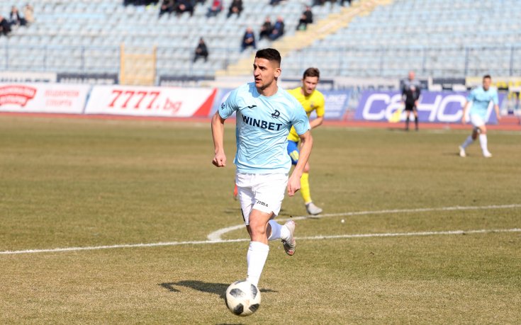 Дунав Русе падна от румънци