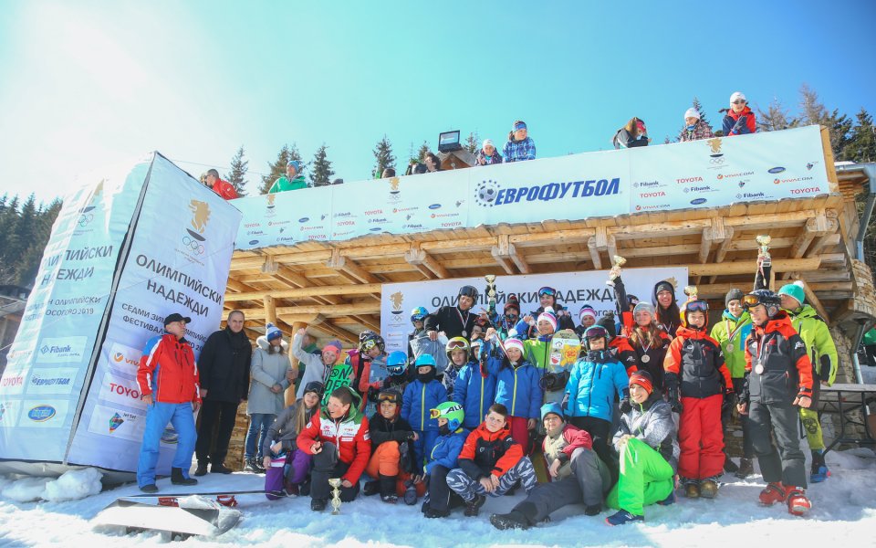 Олимпийският зимен фестивал събра над 380 български таланти