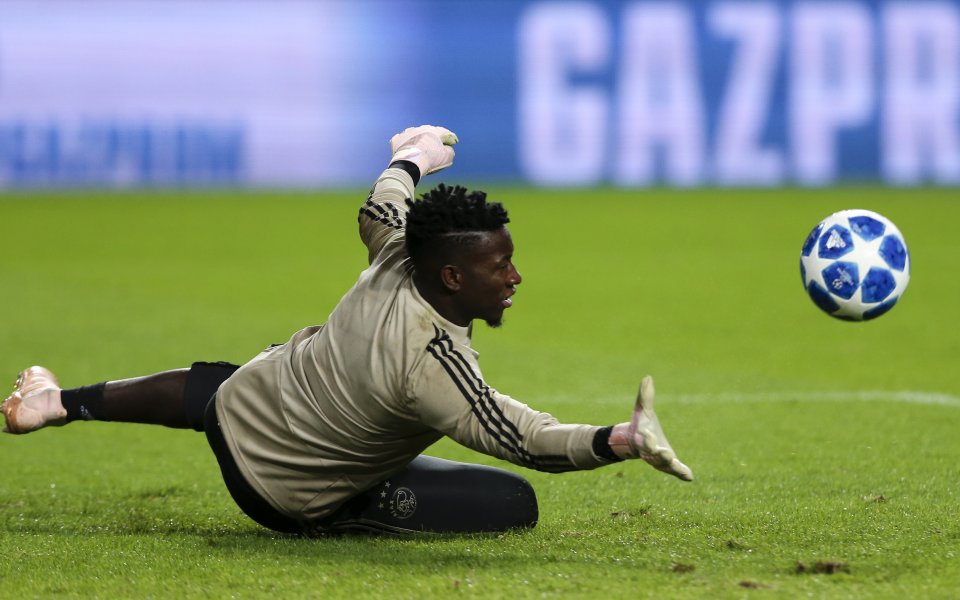 При евентуалното напускане на Давид де Хеа през лятото, "червените