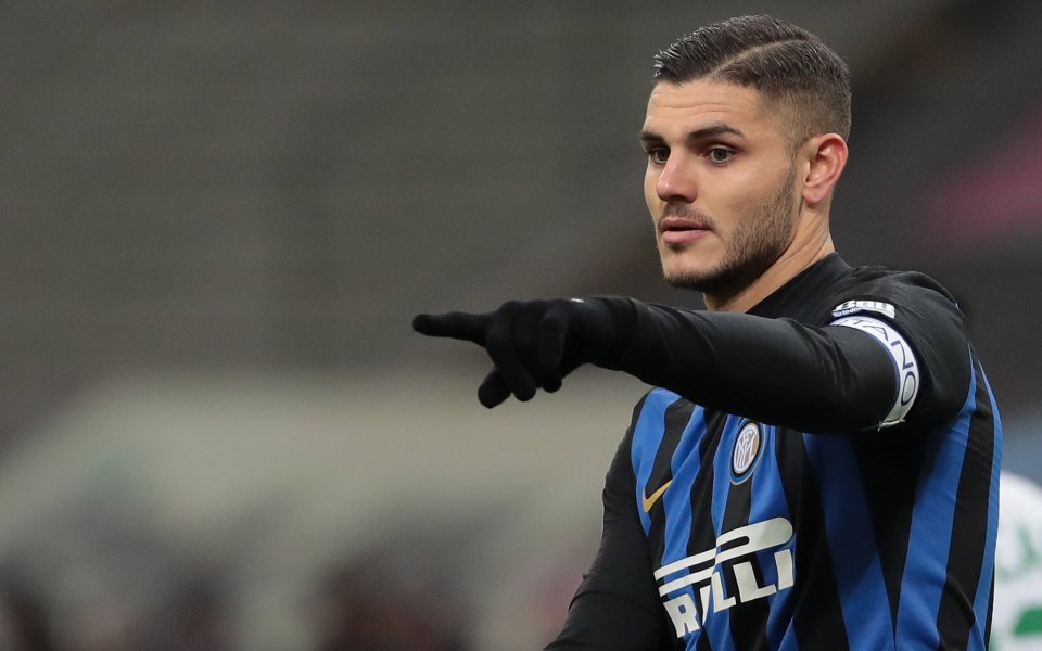 Нежеланият нападател на Интер Мауро Икарди е напуснал лагера на