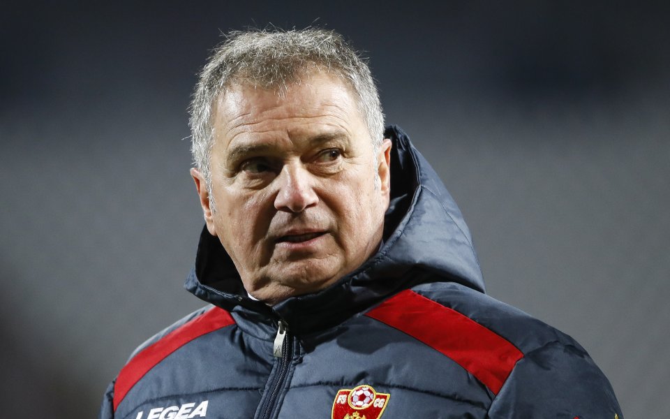 Треньорът на Черна гора не вижда слабости при англичаните