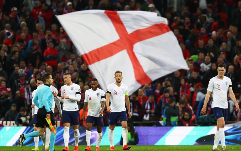 Англия разпарчетоса Чехия и показа какво чака групата на България
