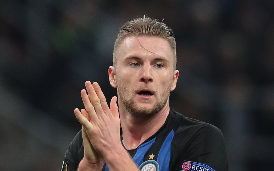 Бранителят на Интер - Милан Шкриниар, ще удължи престоя си