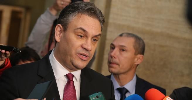 България Шефът на КОНПИ Пламен Георгиев подаде оставка Народното събрание