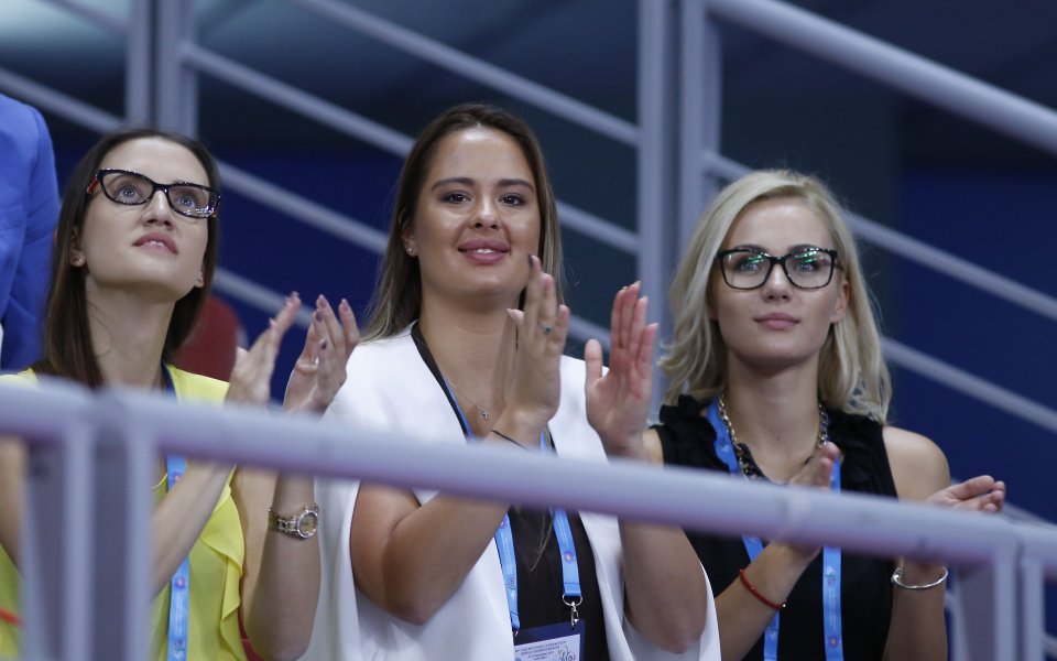 Те са млади, успешни и влюбени. Златното ни момиче Християна