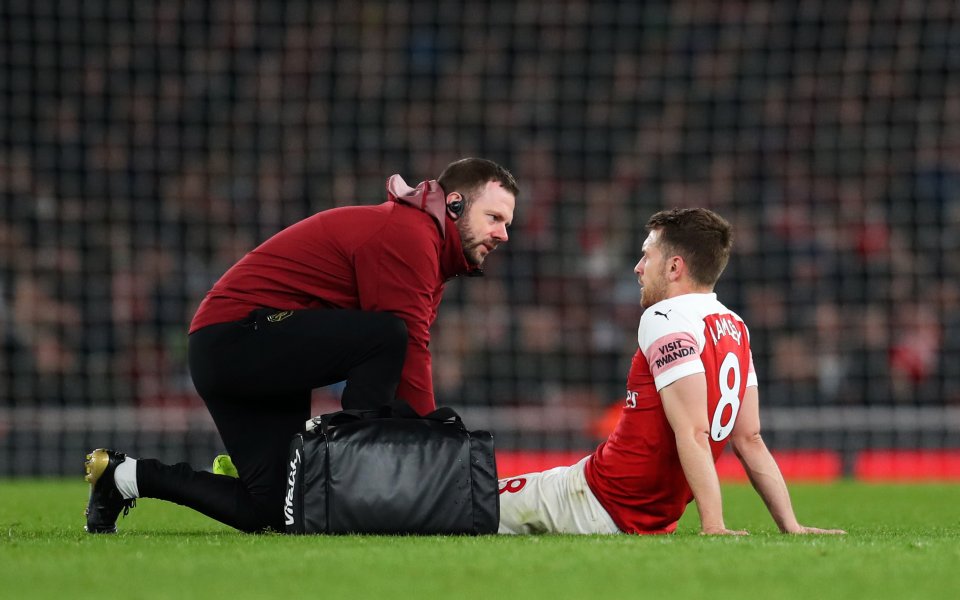 Полузащитникът на Арсенал Аарън Рамзи получи травма в двубоя от