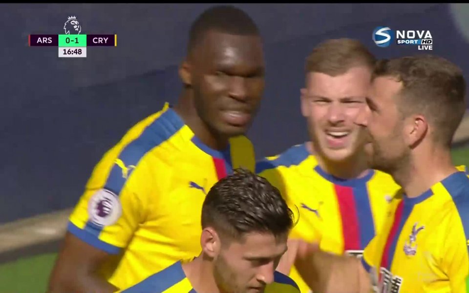 Кристъл Палас откри резултата в мача между Арсенал и "орлите",