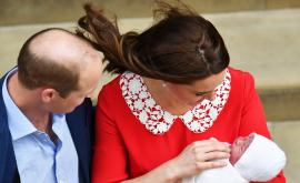  <p><strong>Нови сладки снимки</strong> на принц Луи, който става на 1 годинка</p> 