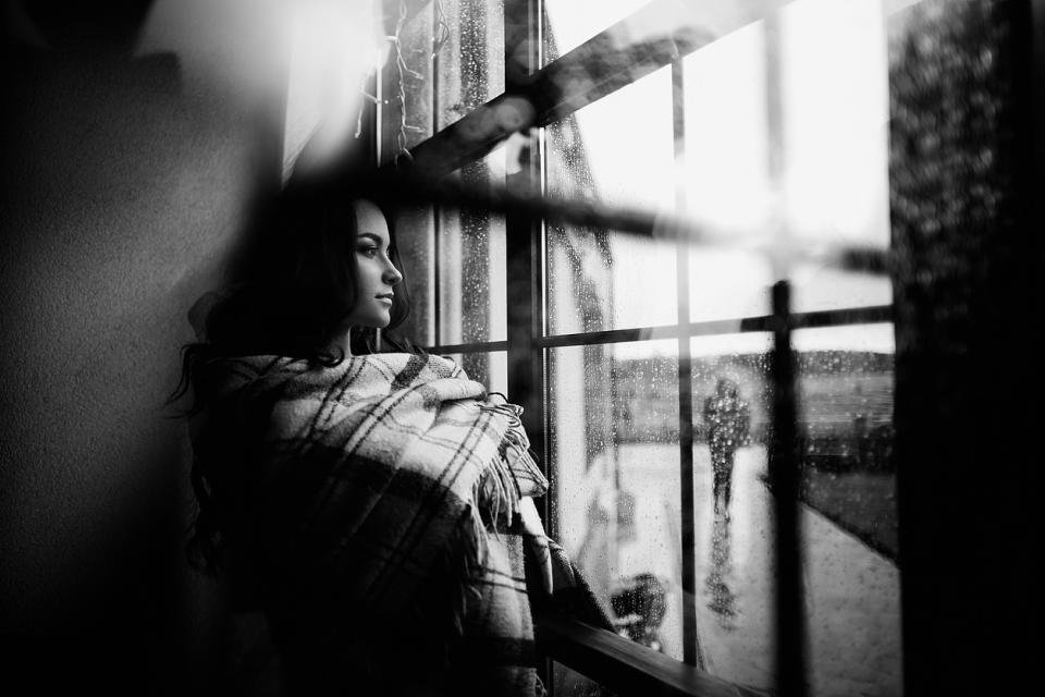  жена горест тъжна 